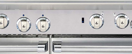 Solid metal knobs on the American Range Cuisine Series Range